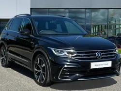 Deep black pearlescent Used 2022 VW Tiguan R-line SUV | £29,797 (Fair price)