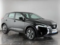 Black Used 2022 Nissan Qashqai Acenta Premium SUV | £16,300 (Good price)