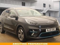 Black Used 2021 Kia Niro 2 SUV | £16,495 (Fair price)