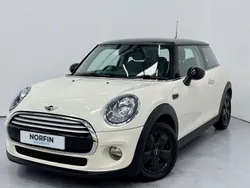 White Used 2015 Mini Cooper D Hatch Hatchback | £6,495 (Good price)