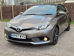 Bronze Used 2017 Toyota Auris Design Hatchback | £10,000 (Fair price)