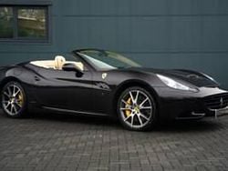 Nero daytona Used 2011 Ferrari California Cabriolet | £65,895
