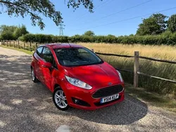 Red Used 2014 Ford Fiesta Zetec Hatchback | £3,495 (Fair price)