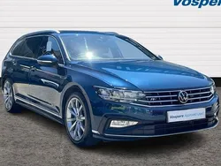 Blue Used 2022 VW Passat R-line Estate | £18,989 (Fair price)