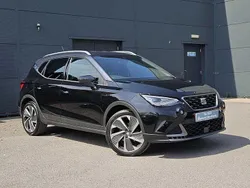 Midnight black Used 2023 Seat Arona FR SUV | £16,990 (Fair price)