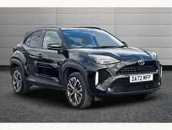 Eclipse black Used 2022 Toyota Yaris Cross SUV | £22,795 (Fair price)