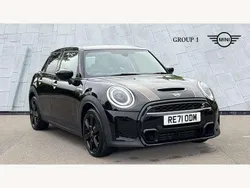 Black Used 2021 Mini Cooper S Classic Hatchback | £19,295 (Fair price)