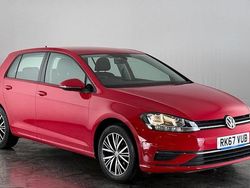 Used 2018 VW Golf VII SE Hatchback | £9,700 (Good price)