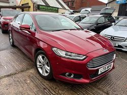 Red Used 2015 Ford Mondeo Titanium Hatchback | £4,295 (Fair price)