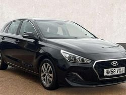 Black Used 2018 Hyundai i30 SE Hatchback | £9,570 (Fair price)