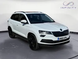 White Used 2018 Skoda Karoq SUV | £13,249 (Fair price)