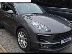 Used 2016 Porsche Macan SUV | £17,995 (Fair price)