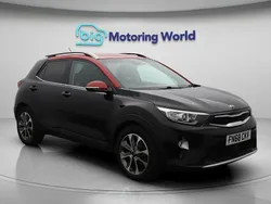 Black Used 2018 Kia Stonic First Edition SUV | £8,800 (Fair price)