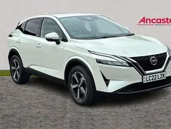 White Used 2022 Nissan Qashqai N-Connecta SUV | £20,975 (Fair price)