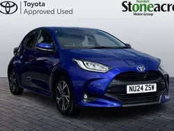 Blue Used 2024 Toyota Yaris Hybrid Design Hatchback | £19,000 (Fair price)