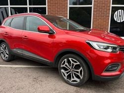 Red Used 2019 Renault Kadjar GT-Line SUV | £11,250 (Fair price)