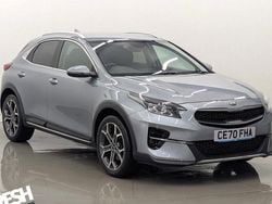Lunar silver Used 2020 Kia XCeed 2 SUV | £11,390 (Fair price)