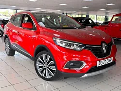 Red Used 2020 Renault Kadjar Version S SUV | £13,289 (Fair price)