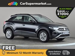 Black Used 2022 VW T-Roc Life SUV | £18,397 (Fair price)