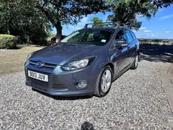 Grey Used 2013 Ford Focus Zetec Estate | £2,499 (Super price)