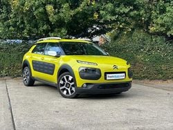 Yellow Used 2014 Citroën C4 Cactus Feel Hatchback | £4,995 (Fair price)
