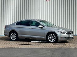Silver Used 2015 VW Passat Business Sedan | £4,295 (Expensive)
