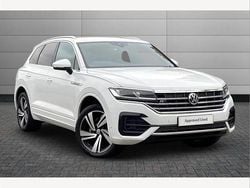 White Used 2019 VW Touareg R-line SUV | £28,950 (Good price)