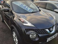 Black Used 2016 Nissan Juke N-Connecta SUV | £4,171 (Fair price)