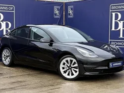 Black Used 2022 Tesla Model 3 Sedan | £22,499 (Fair price)