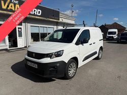 White Used 2020 Peugeot Partner S MPV | £7,999 (Good price)