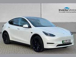 White Used 2022 Tesla Model Y Long Range AWD SUV | £24,250 (Fair price)