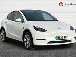 White Used 2022 Tesla Model Y Long Range AWD SUV | £20,599 (Fair price)
