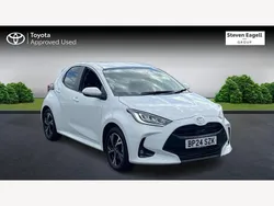 White Used 2024 Toyota Yaris Hybrid Design Hatchback | £18,638 (Fair price)