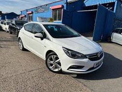 White Used 2018 Vauxhall Astra SRi Hatchback | £4,995 (Fair price)