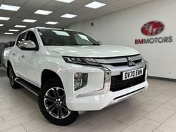 White Used 2020 Mitsubishi L200 Pickup | £17,995 (Expensive)