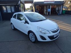 White Used 2013 Vauxhall Corsa Hatchback | £1,995 (Fair price)
