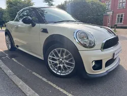 Pepper white Used 2014 Mini Cooper Coupé Coupe | £6,300 (Fair price)