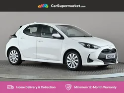 White Used 2021 Toyota Yaris Hybrid Hatchback | £13,176 (Good price)