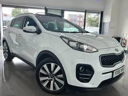 White Used 2016 Kia Sportage 4 SUV | £9,495 (Fair price)