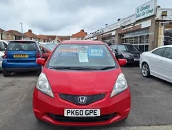 Red Used 2010 Honda Jazz ES Hatchback | £4,395 (Fair price)