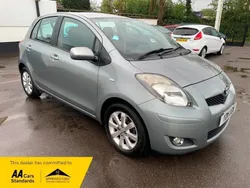 Silver Used 2011 Toyota Yaris Hatchback | £4,390 (A bit pricey)