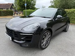 Black Used 2016 Porsche Macan SUV | £24,490 (Fair price)