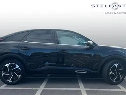 Black Used 2022 Citroën C4 PureTech Hatchback | £14,314 (Fair price)