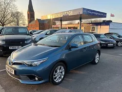 Used 2016 Toyota Auris Business Edition | £8,999 (Fair price)