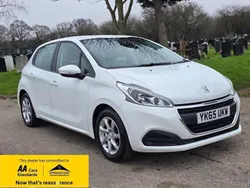 White Used 2015 Peugeot 208 Active Hatchback | £5,280 (Fair price)