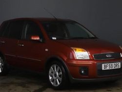 Red Used 2009 Ford Fusion Titanium Hatchback | £3,490 (Fair price)