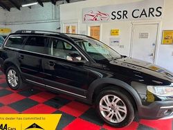 Black Used 2015 Volvo XC70 SE SUV | £13,990 (A bit pricey)