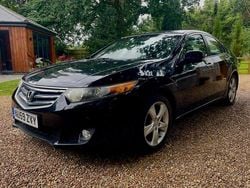 Black Used 2009 Honda Accord EX Sedan | £5,000 (Fair price)