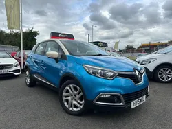 Blue/cream Used 2015 Renault Captur Dynamique SUV | £5,495 (Fair price)