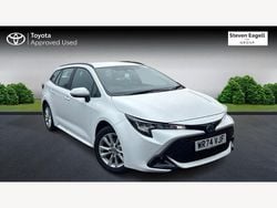 White Used 2024 Toyota Corolla Estate | £25,551